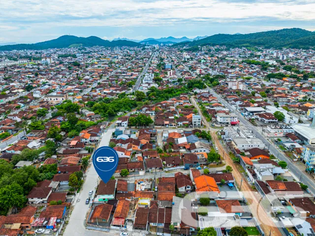 Apresentamos a vocĂȘ uma residĂȘncia Ășnica e espaços