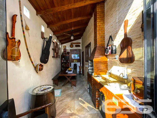 APARTAMENTO GIARDINO COM 2 DORMITĆRIOS NO BAIRRO I