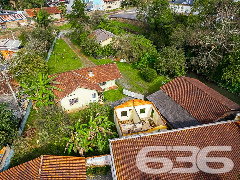OPORTUNIDADE ÚNICA: TERRENO COM POTENCIAL INFINITO
