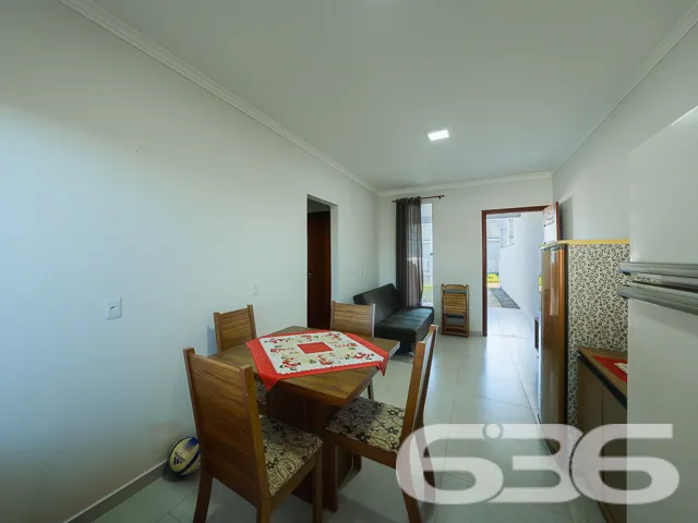 Oportunidade Única! Residência Geminada Térrea em