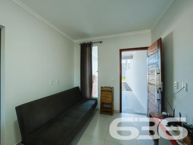 Oportunidade Única! Residência Geminada Térrea em