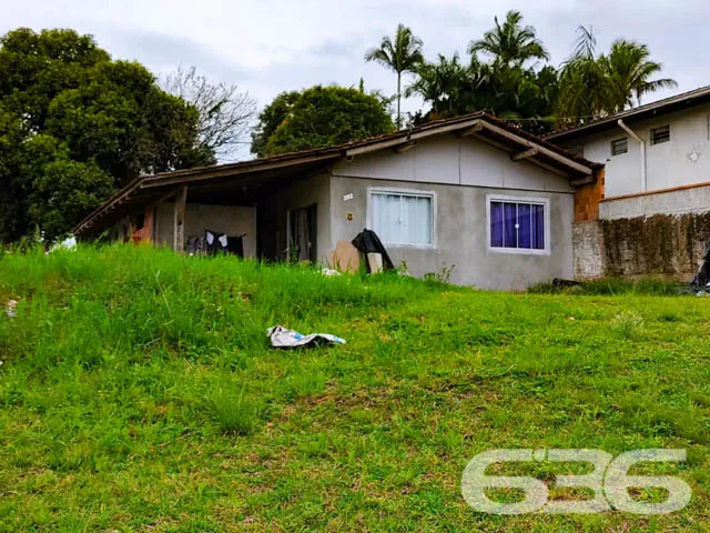 IMÓVEL COM AMPLO TERRENO NO BAIRRO PROFIPO

Neste 