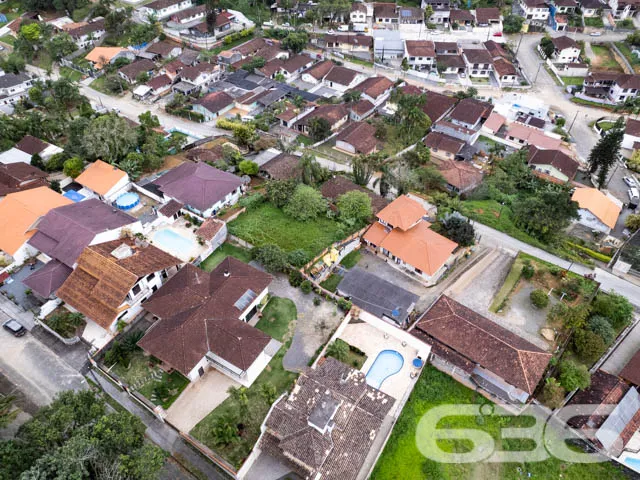 ÓTIMO TERRENO NO BAIRRO IRIRIÚ EM JOINVILLE - ESTU