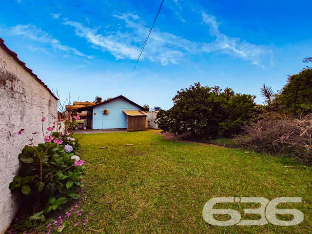 MAGNĂFICA CASA COM 3 QUARTOS, EM ARAQUARI, SANTA C