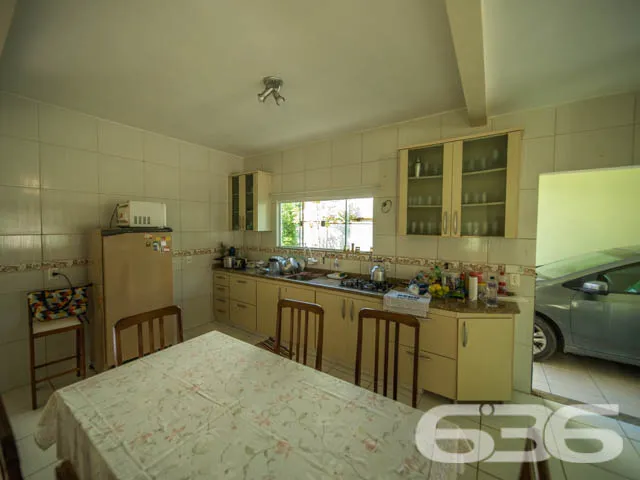SOBRADO COM 1 SUÍTE E 3 QUARTOS , EM FRANCISCO DO