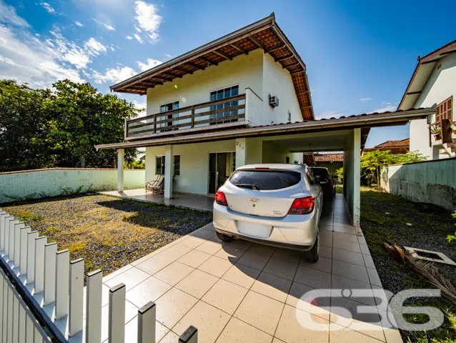 SOBRADO COM 1 SUÍTE E 3 QUARTOS , EM FRANCISCO DO