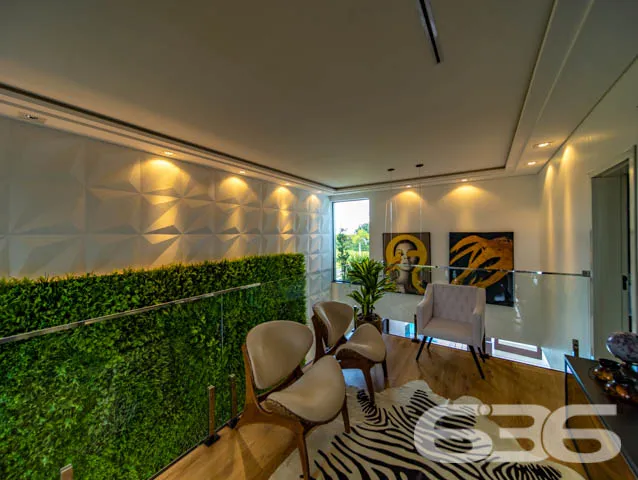 IMĂVEL DE LUXO COM EXCLUSIVIDADE E SOFISTICAĂĂO NO