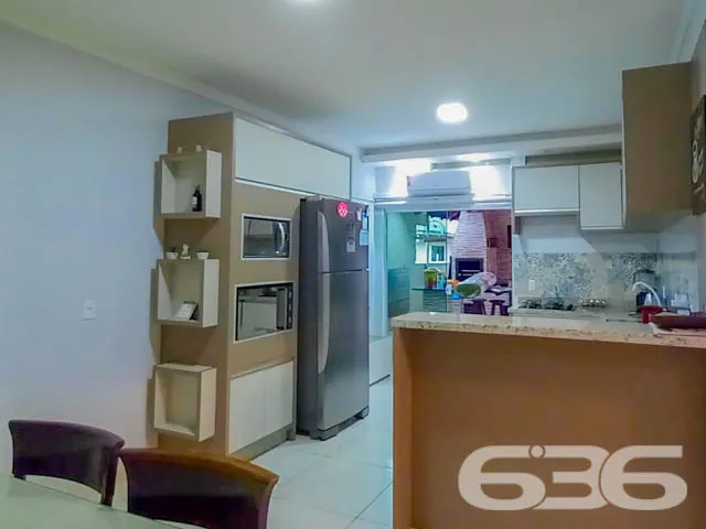 VENHA CONHECER ESTE ĂTIMO SOBRADO NO BAIRRO AVENTU