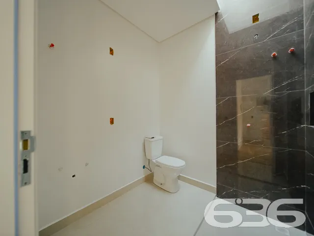 SOBRADO Ă VENDA NO BAIRRO FLORESTA - COM SUĂTE + 2