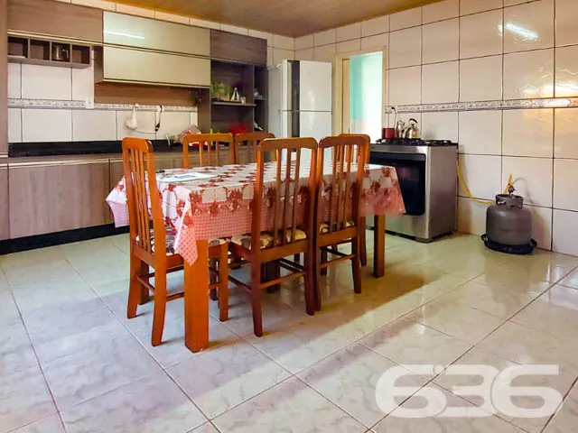 EXCELENTE CASA Ă VENDA COM 2 QUARTOS, MAIS EDĂCUL