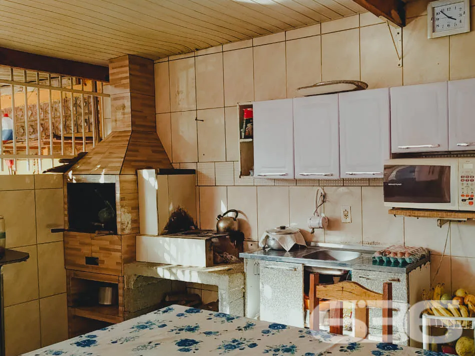 CASA AMPLA PARA VOCÊ E SUA FAMÍLIA!

Este é um imó
