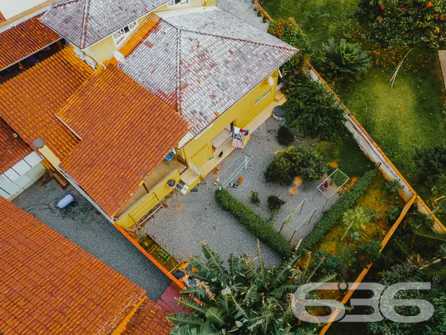 AMPLO IMĂVEL Ă VENDA NO BAIRRO FLORESTA, EM JOINVI