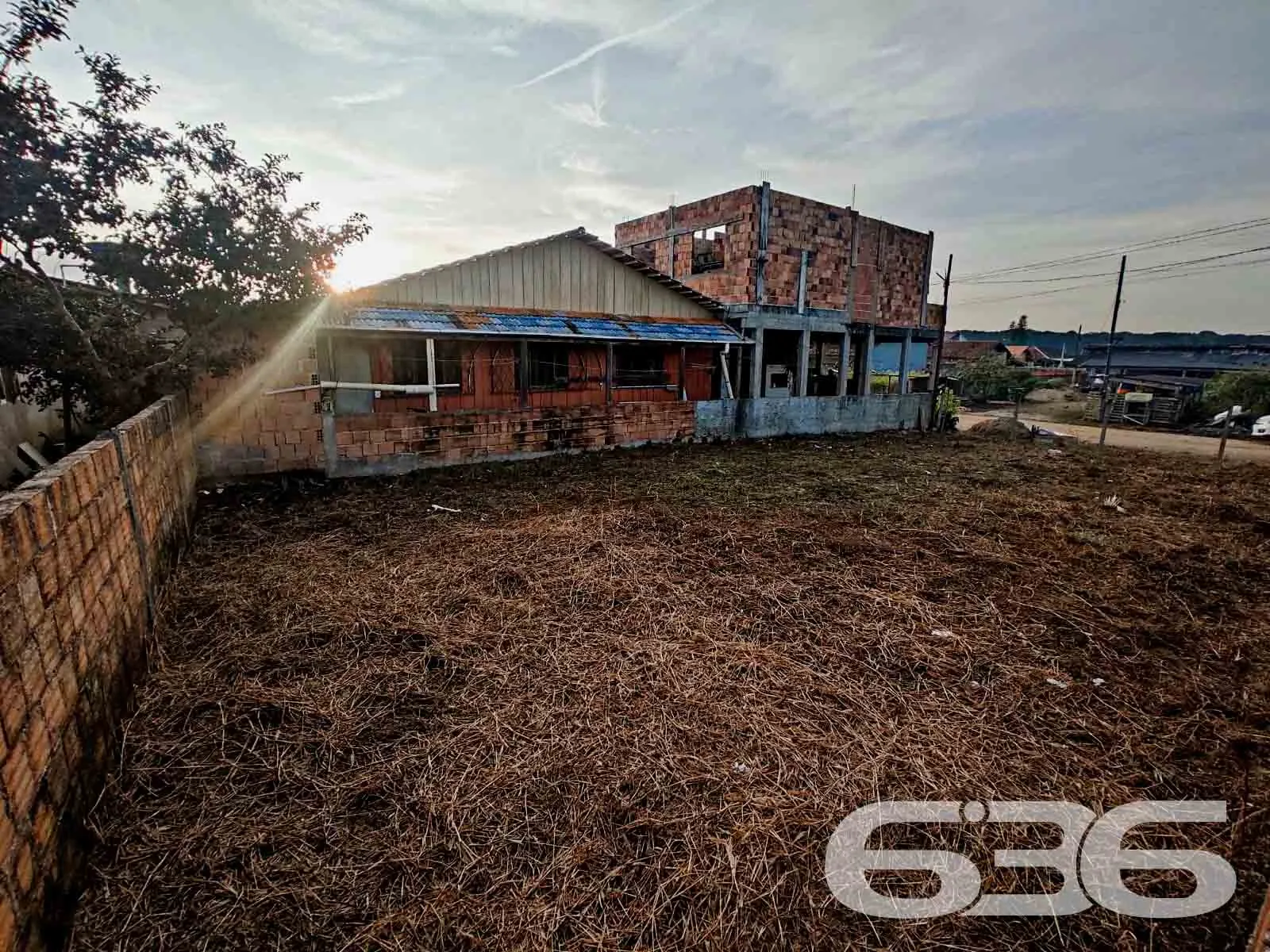 CASA EM CONSTRUÇÃO COM 2 QUARTOS EM UBATUBA, SÃO F