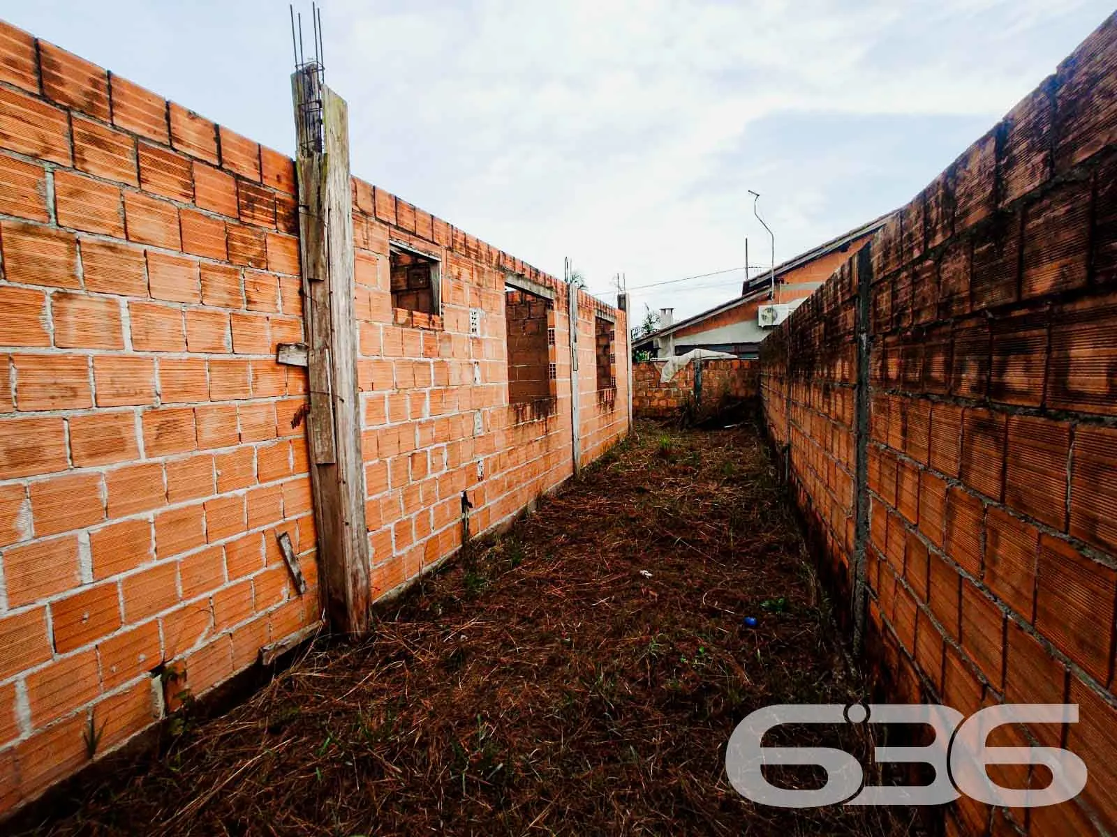 CASA EM CONSTRUÇÃO COM 2 QUARTOS EM UBATUBA, SÃO F