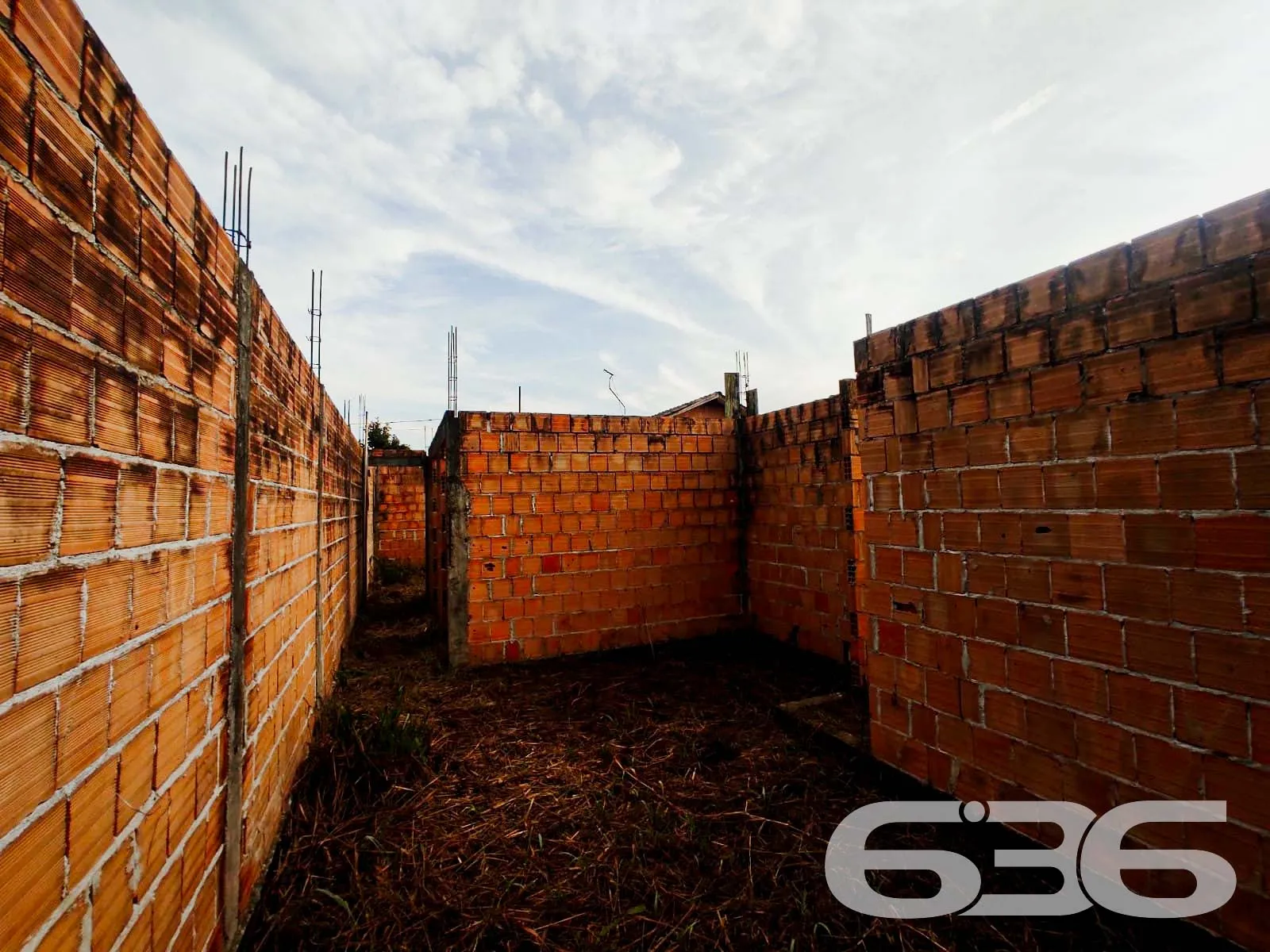 CASA EM CONSTRUÇÃO COM 2 QUARTOS EM UBATUBA, SÃO F