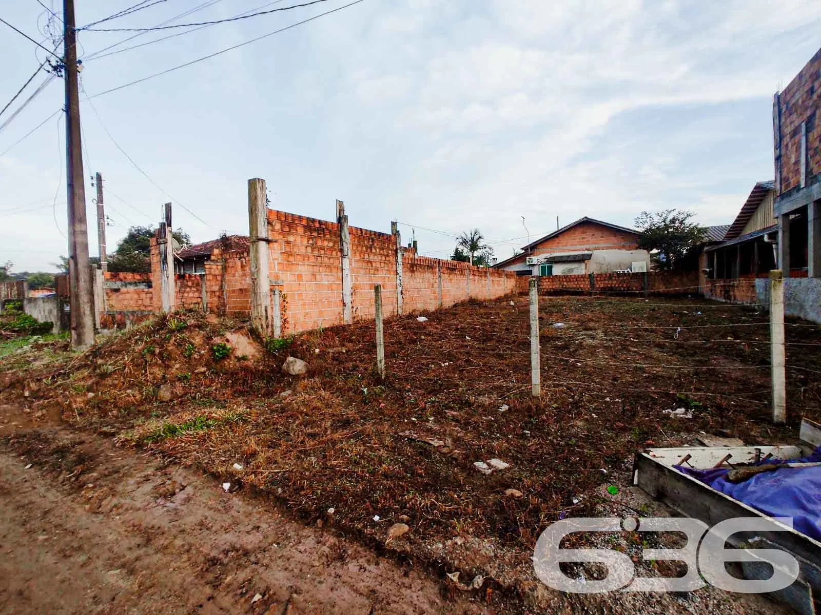CASA EM CONSTRUÇÃO COM 2 QUARTOS EM UBATUBA, SÃO F
