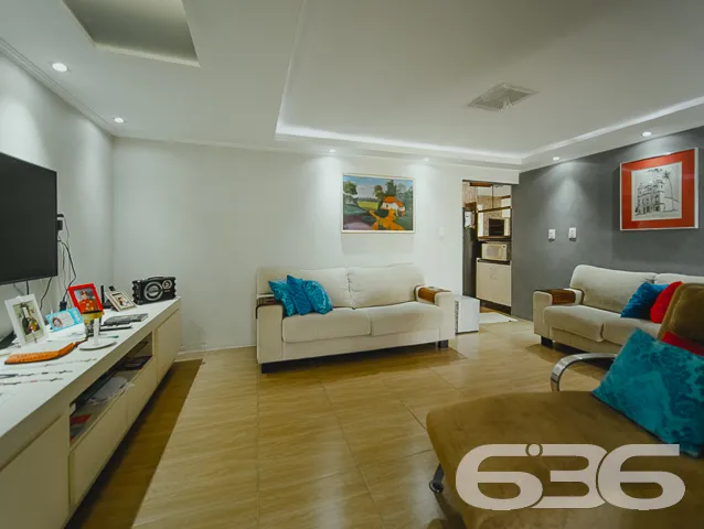 ÓTIMA CASA COM SUÍTE + 3 QUARTOS NO BAIRRO FÁTIMA