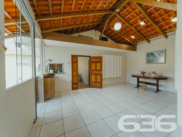 ÓTIMA CASA COM SUÍTE + 3 QUARTOS NO BAIRRO FÁTIMA