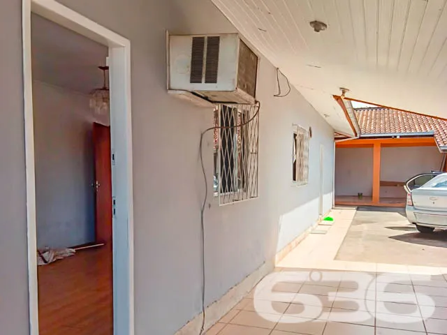 RESIDĂNCIA COM SUĂTE + 2 QUARTOS NO BAIRRO JOĂO CO