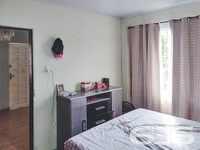 RESIDĂNCIA COM SUĂTE + 2 QUARTOS NO BAIRRO JOĂO CO