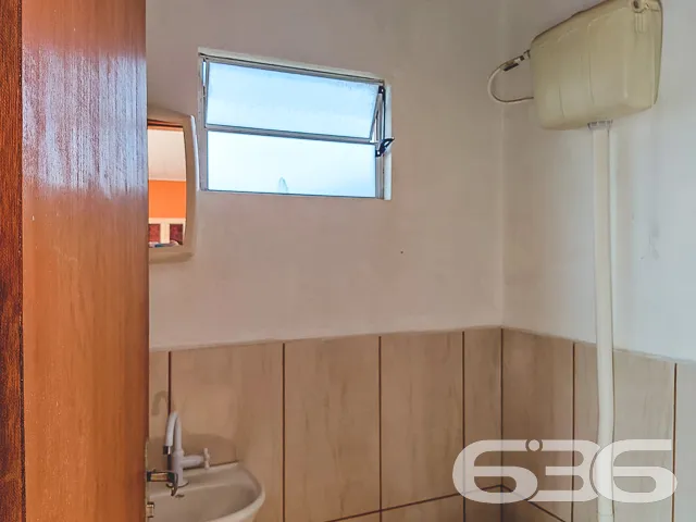 RESIDĂNCIA COM SUĂTE + 2 QUARTOS NO BAIRRO JOĂO CO