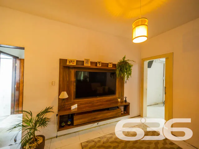 LINDA RESIDÊNCIA NO BAIRRO IRIRIÚ COM 4 QUARTOS -