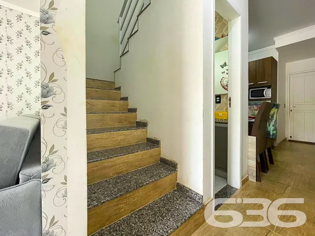 CASA Ă VENDA COM 2 DORMITĂRIOS NO BAIRRO ADHEMAR G