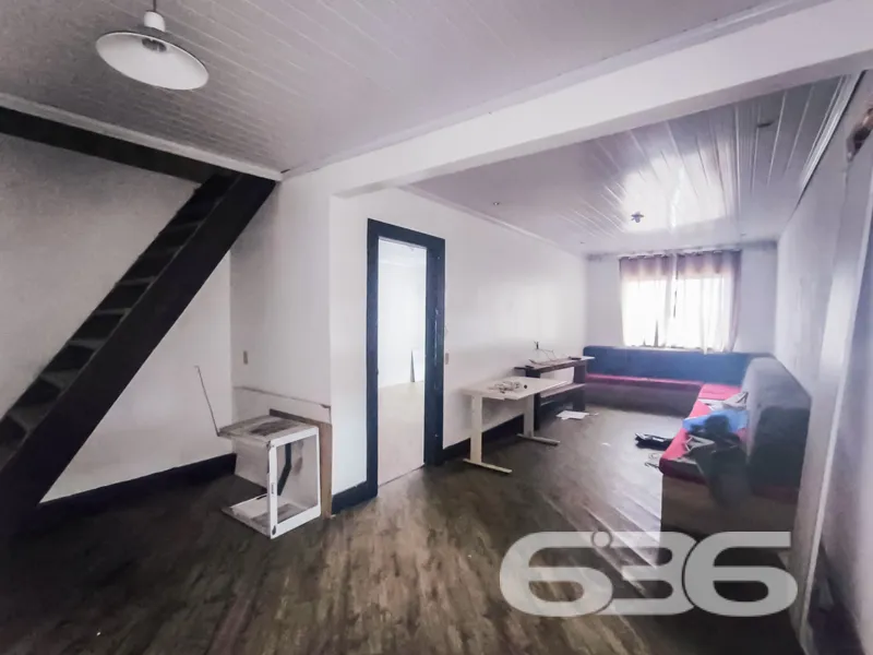 CASA COM 3 QUARTOS NO BAIRRO PARANAGUAMIRIM - ACEI