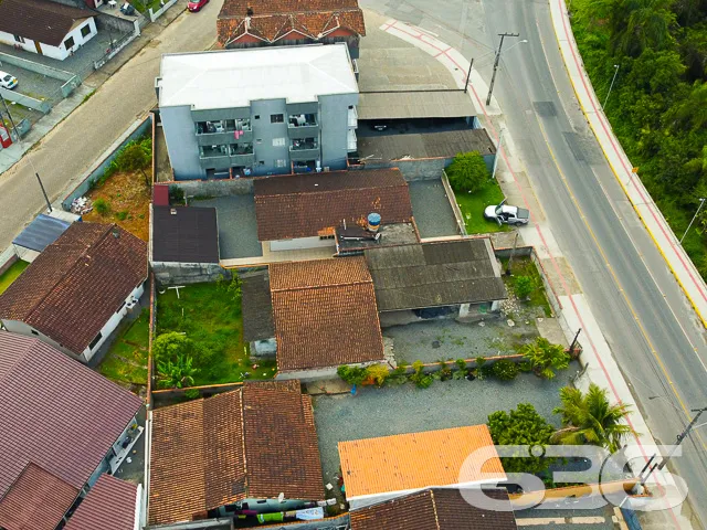 EXCELENTE TERRENO NO BAIRRO ESPINHEIROS EM JOINVIL