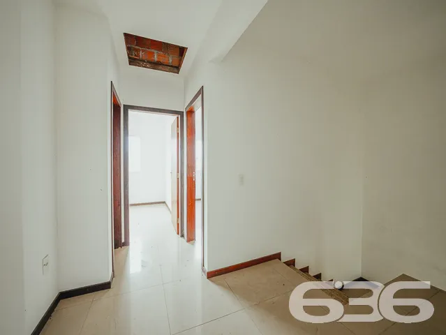 RESIDĂNCIA COM SUĂTE + 2 QUARTOS NO BAIRRO ITAUM