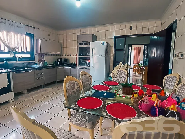 RESIDĂNCIA PRINCIPAL COM 4 QUARTOS
SEGUNDA RESIDĂ