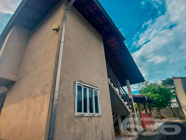 RESIDĂNCIA PRINCIPAL COM 4 QUARTOS
SEGUNDA RESIDĂ