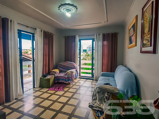 RESIDĂNCIA PRINCIPAL COM 4 QUARTOS
SEGUNDA RESIDĂ