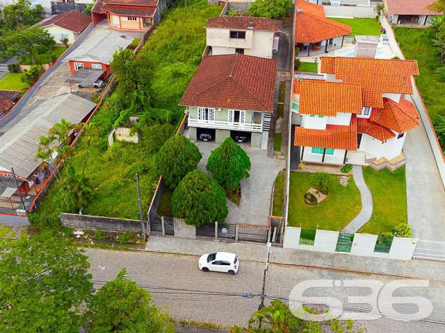 RESIDĂNCIA PRINCIPAL COM 4 QUARTOS
SEGUNDA RESIDĂ