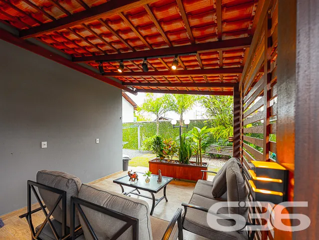 EXCELENTE CASA DE ALTO PADRĂO NO BAIRRO GUANABARA