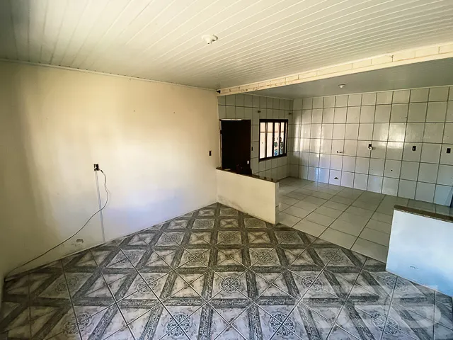 CASA COM 2 QUARTOS, SENDO 1 SUĂTE NO BAIRRO BOEHME