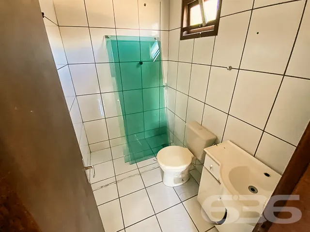 CASA COM 2 QUARTOS, SENDO 1 SUĂTE NO BAIRRO BOEHME