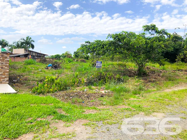 TERRENO À VENDA NO BAIRRO PARANAGUAMIRIM
Esta é a
