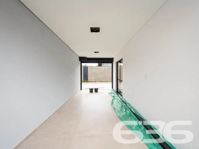 ResidĂȘncia Geminada Moderna em Joinville - Bom Ret