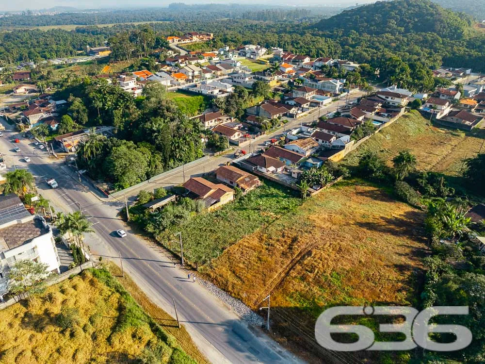 GRANDE TERRENO À VENDA NO BAIRRO NOVA BRASÍLIA
A
