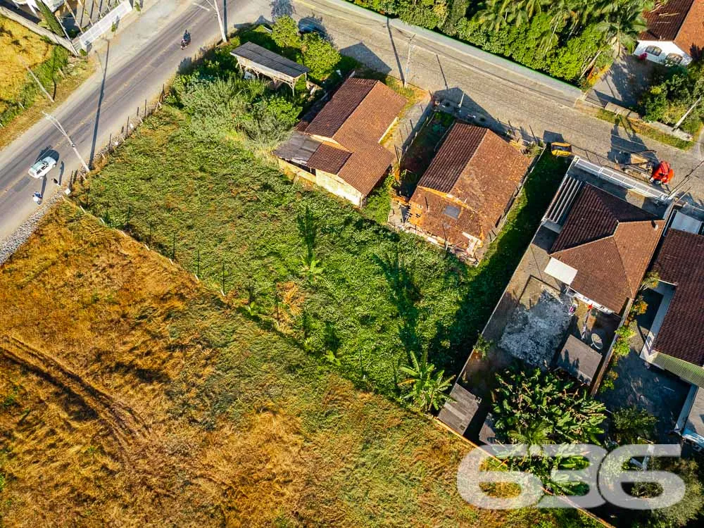 GRANDE TERRENO À VENDA NO BAIRRO NOVA BRASÍLIA
A