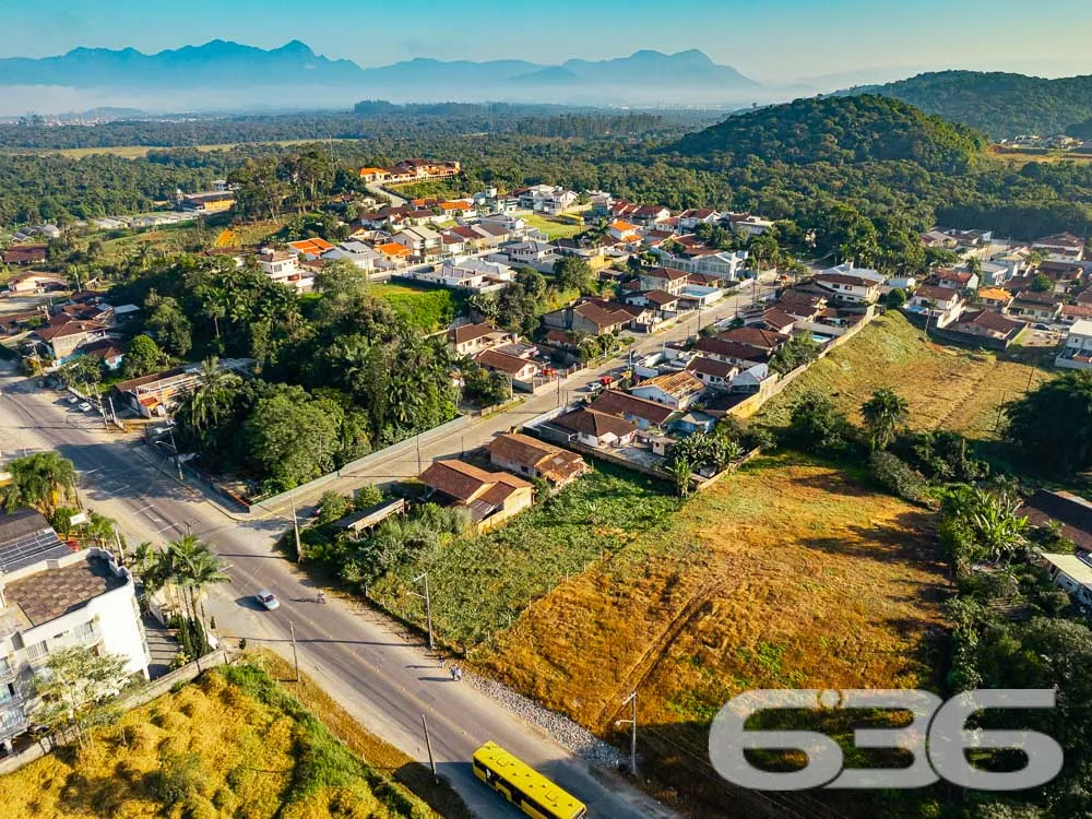 GRANDE TERRENO À VENDA NO BAIRRO NOVA BRASÍLIA
A