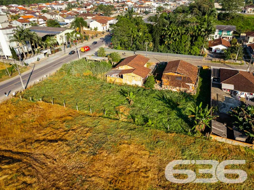 GRANDE TERRENO À VENDA NO BAIRRO NOVA BRASÍLIA
A
