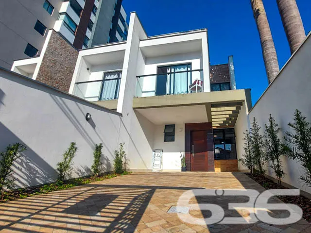 OPORTUNIDADE DE SOBRADO NO BAIRRO SANTO ANTÔNIO
D