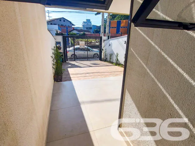 OPORTUNIDADE DE SOBRADO NO BAIRRO SANTO ANTÔNIO
D