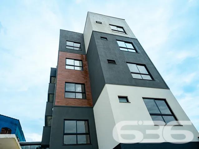 Apartamento com suíte à venda no Costa e Silva em 