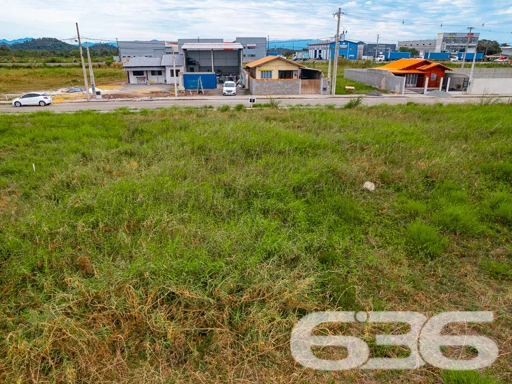 LOTE À VENDA EM ARAQUARI - COLÉGIO AGRÍCOLA

Imagi