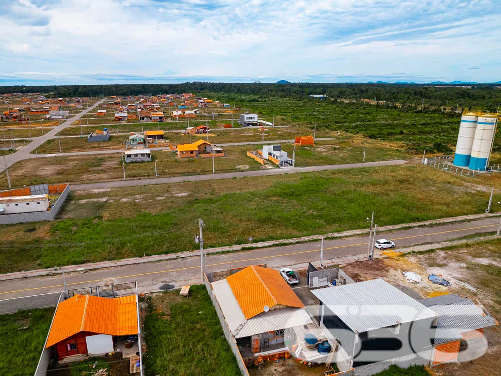 LOTE À VENDA EM ARAQUARI - COLÉGIO AGRÍCOLA

Imagi