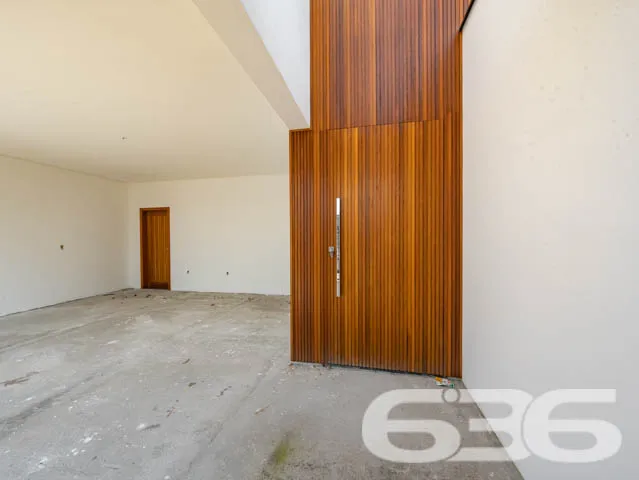 IMÓVEL DE ALTO PADRÃO NO BAIRRO IRIRÚ - COM SUÍTE