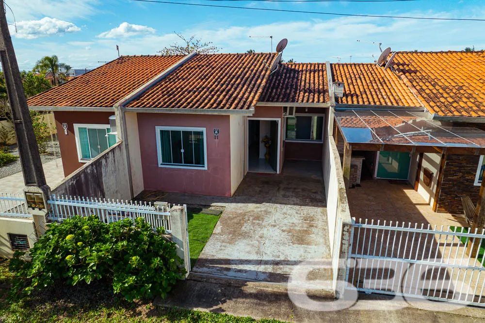 IMÓVEL TÉRREO COM 3 DORMITÓRIOS NO BAIRRO SALINAS
